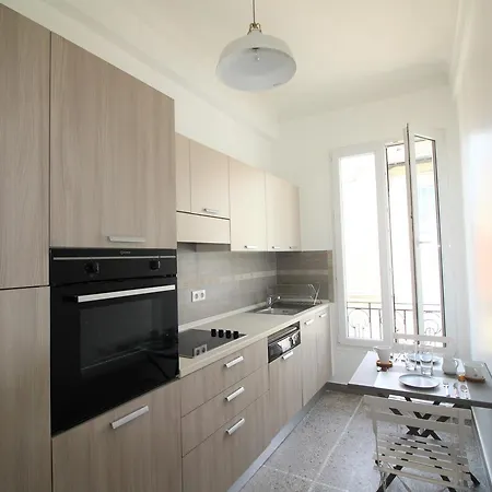 Appartement - Notre Dame Hyper Centre 5min Massena *